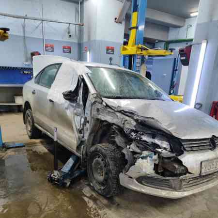 Автомобили с неисправным двигателем VW Polo 2015 год автомат выкупили за 415000